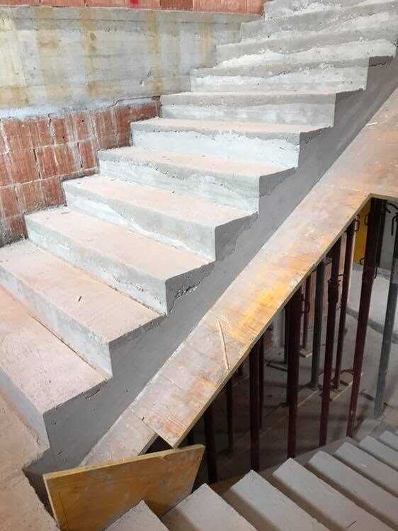 Scala in cemento